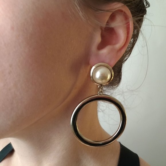 Large Gold Hoop Earrings with Faux Pearl - Costume Jewelry - Picture 5 of 5